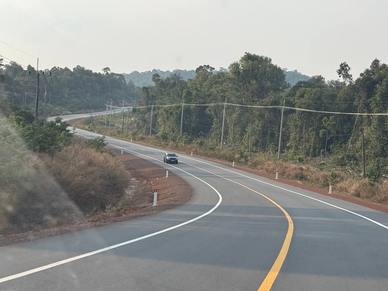 Make your journey from Phnom Penh to Koh Kong easy, safe, and comfortable with a private taxi. With an English-speaking driver, affordable price, and reliable service, it’s the best way to travel.